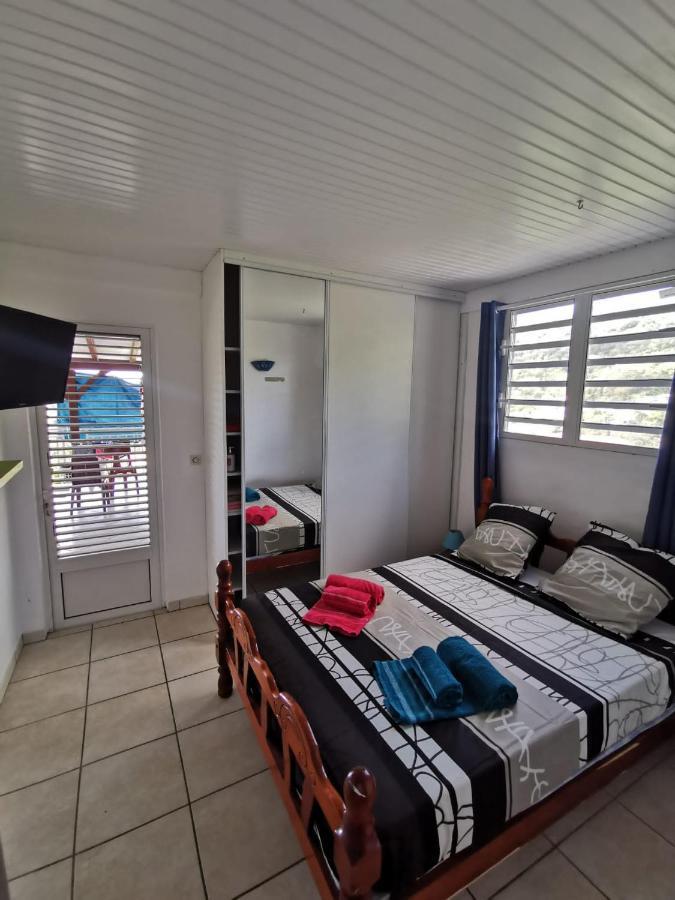 Haut De Villa Chez Ghighi Rivière-Pilote Eksteriør billede